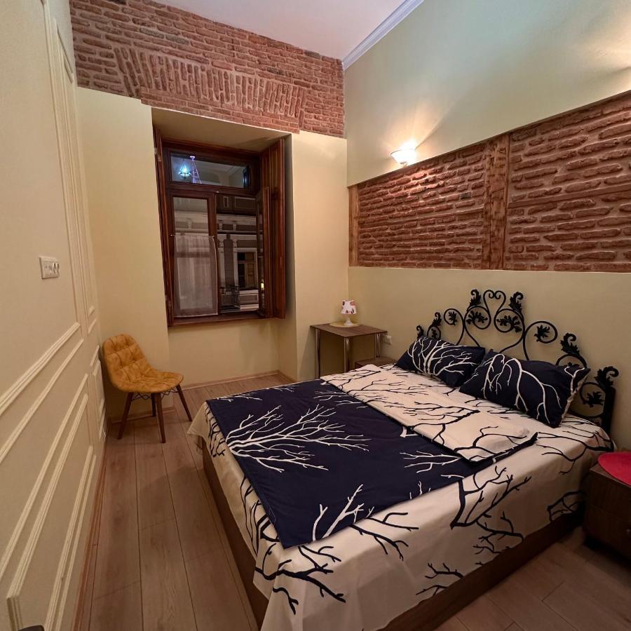 Historic Apartments "1868 Tbilisi" Best Location Buitenkant foto