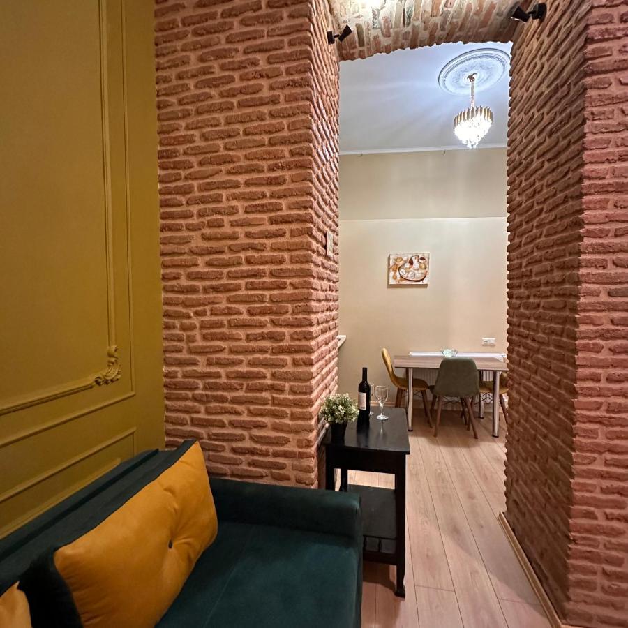 Historic Apartments "1868 Tbilisi" Best Location Buitenkant foto